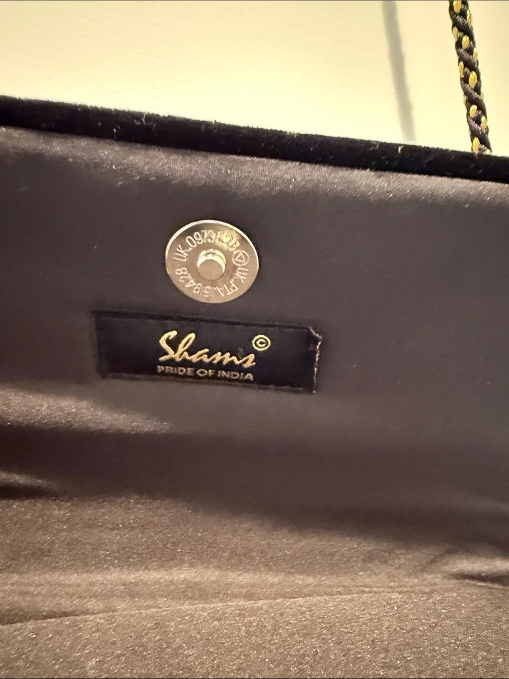 Shams of India sleek black
